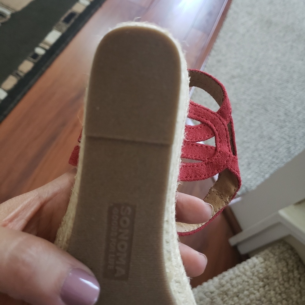 Wedges - Picture 4 of 4
